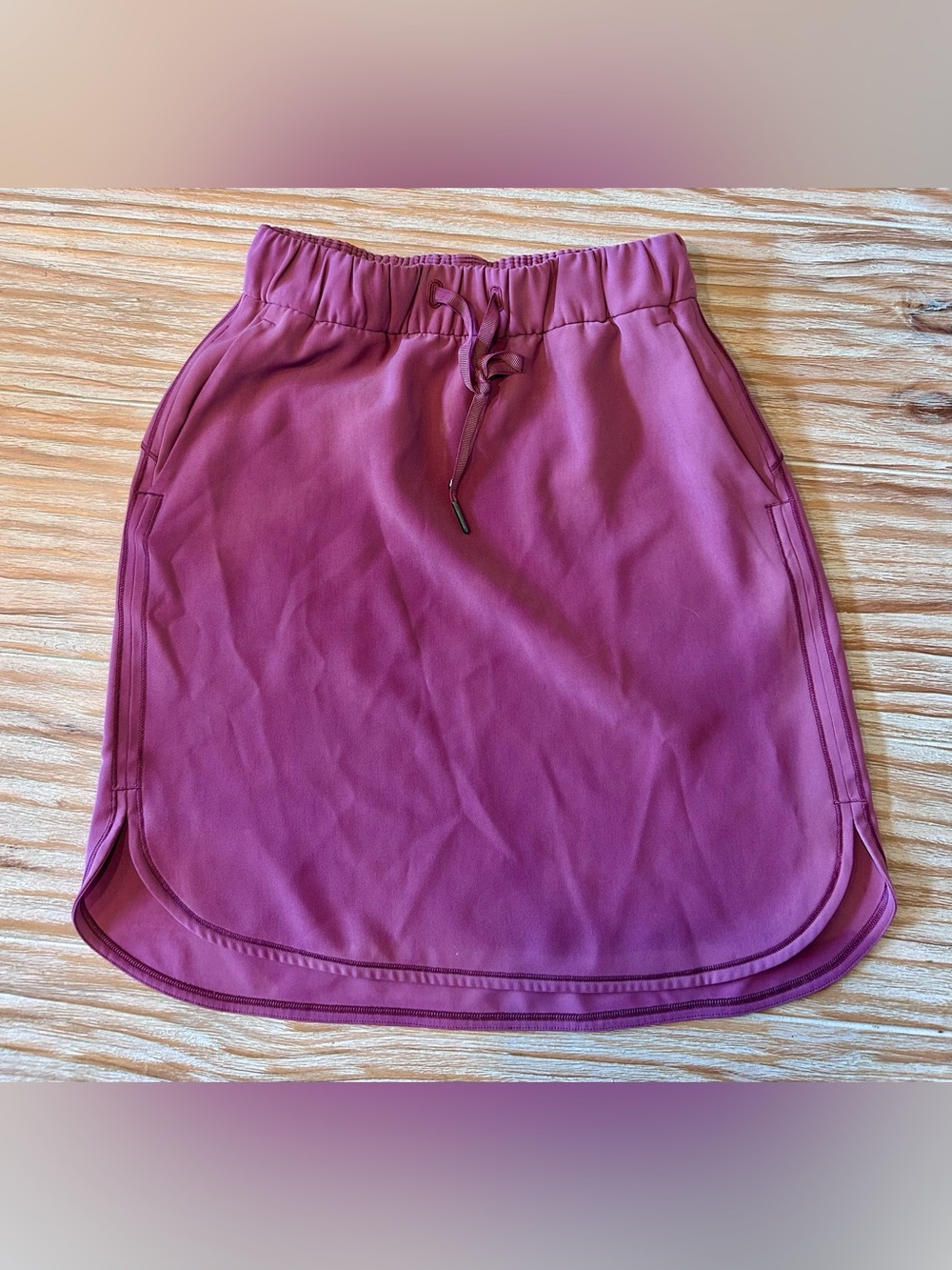 Lululemon - Skirt with pockets - size 4